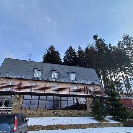 Veghouse - Penzion U Plaze Horní Bečva Buitenkant foto